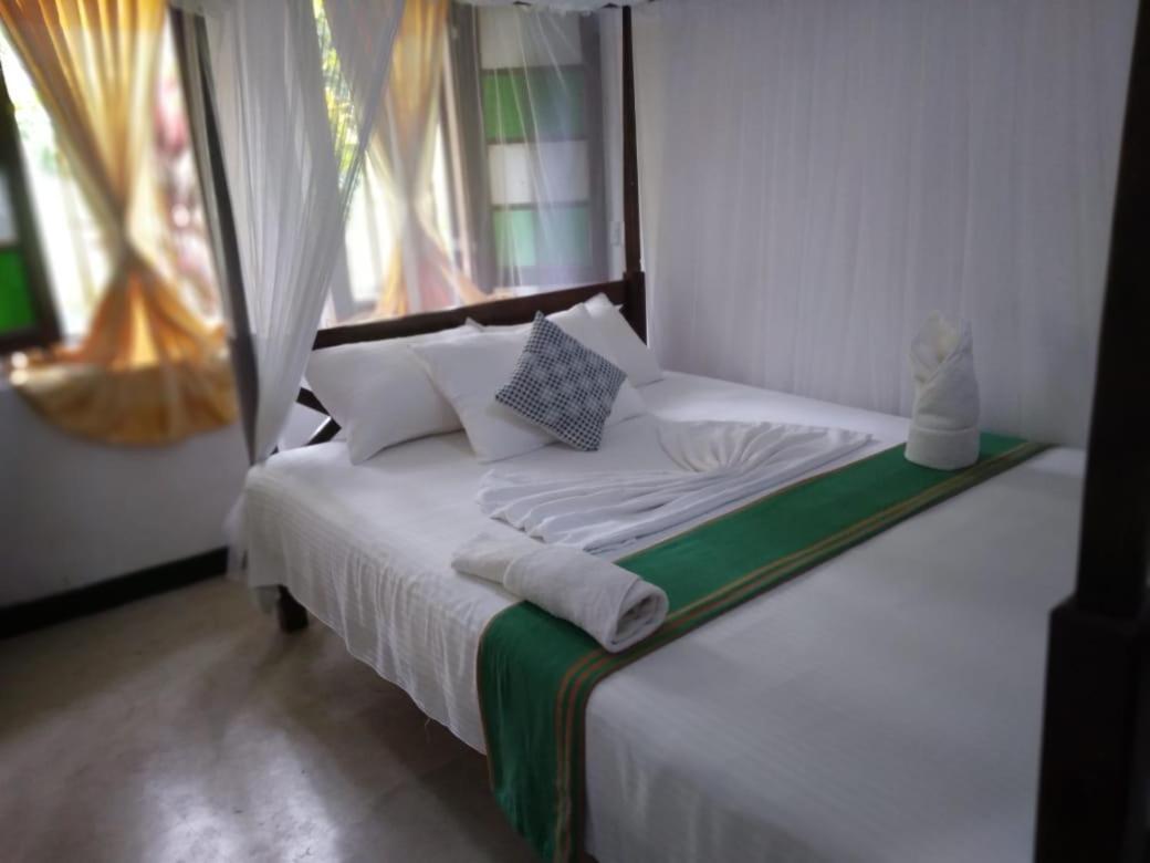Grand Villa Хиккадува Экстерьер фото