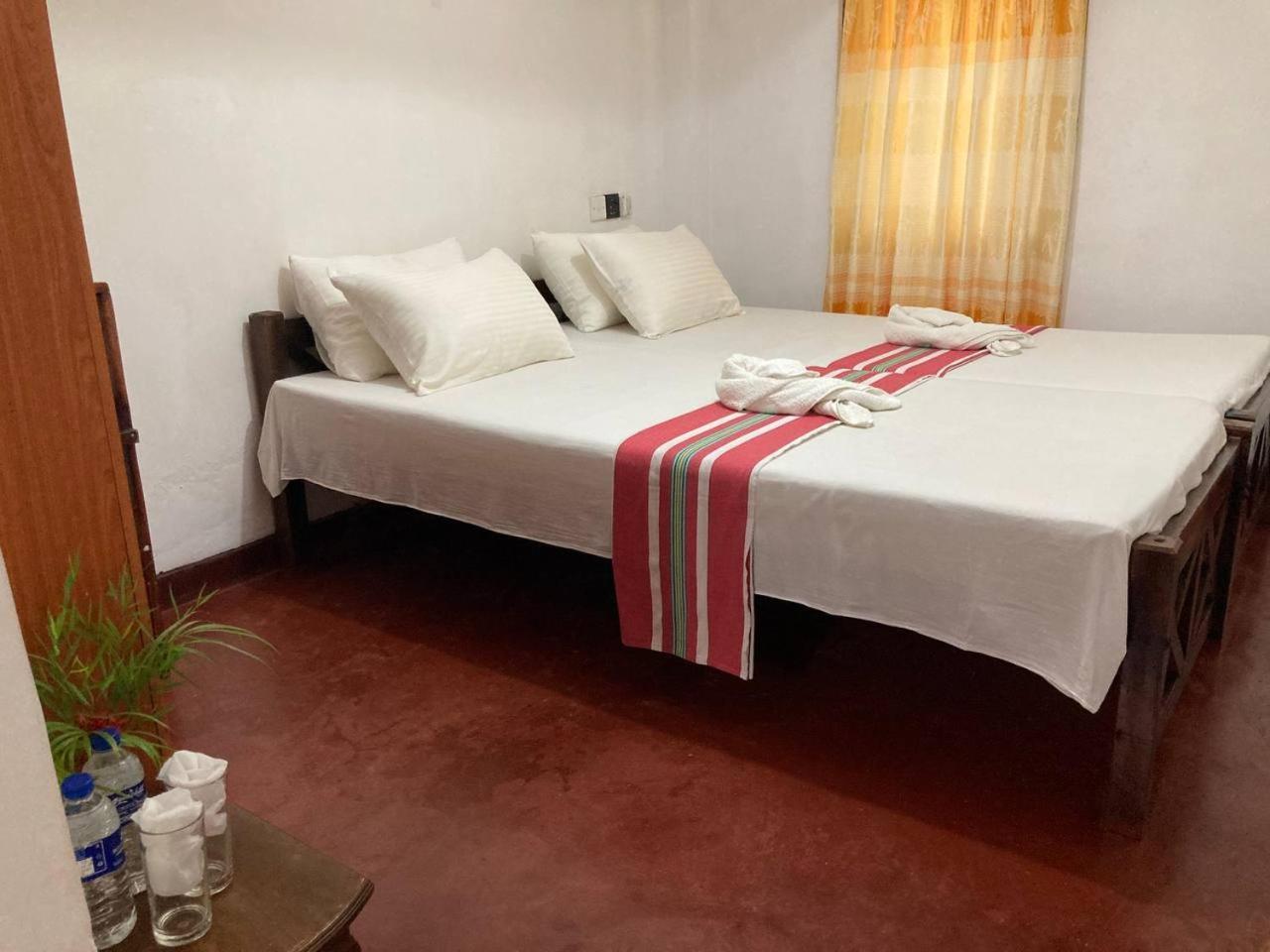 Grand Villa Хиккадува Экстерьер фото
