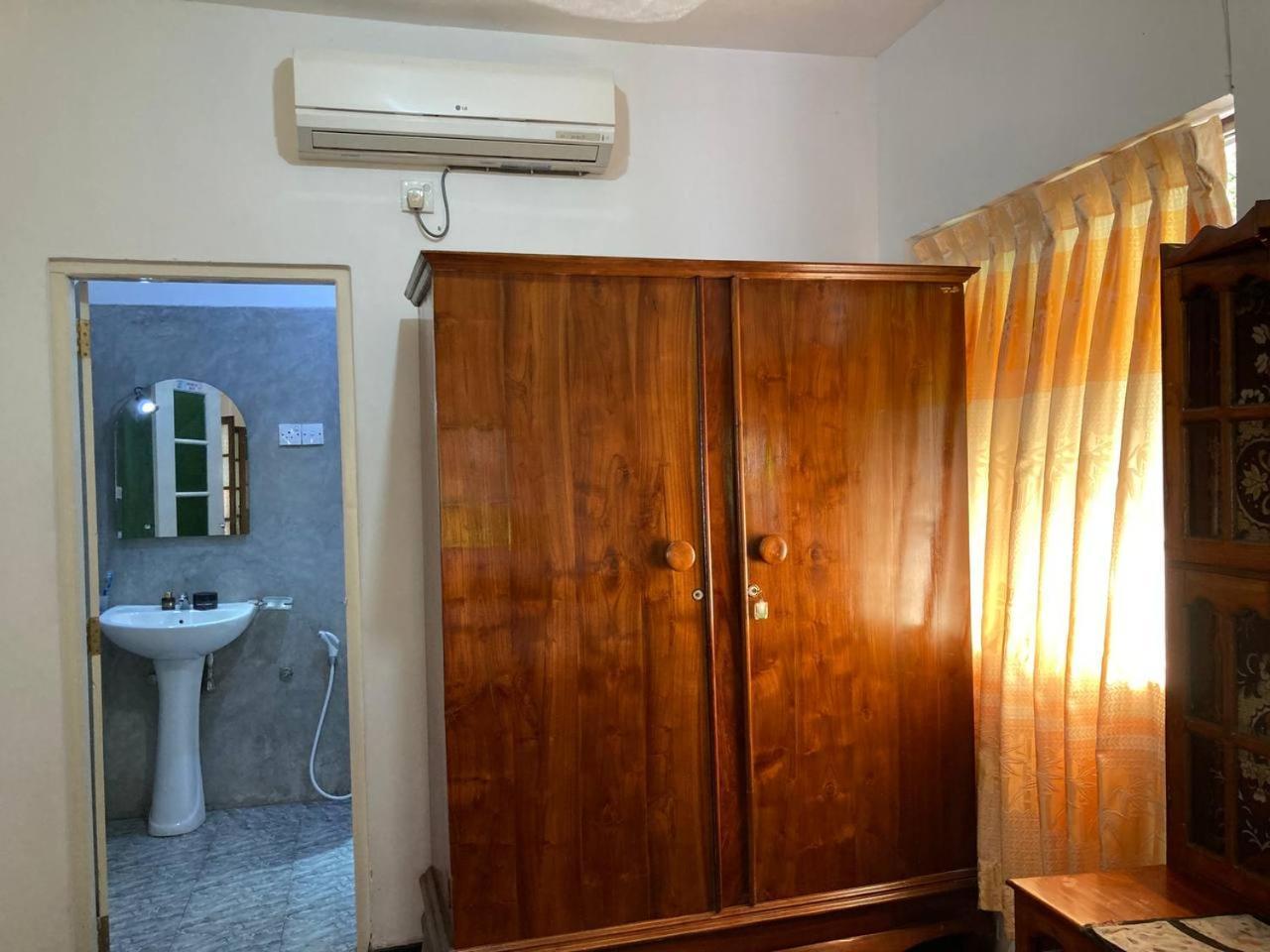 Grand Villa Хиккадува Экстерьер фото