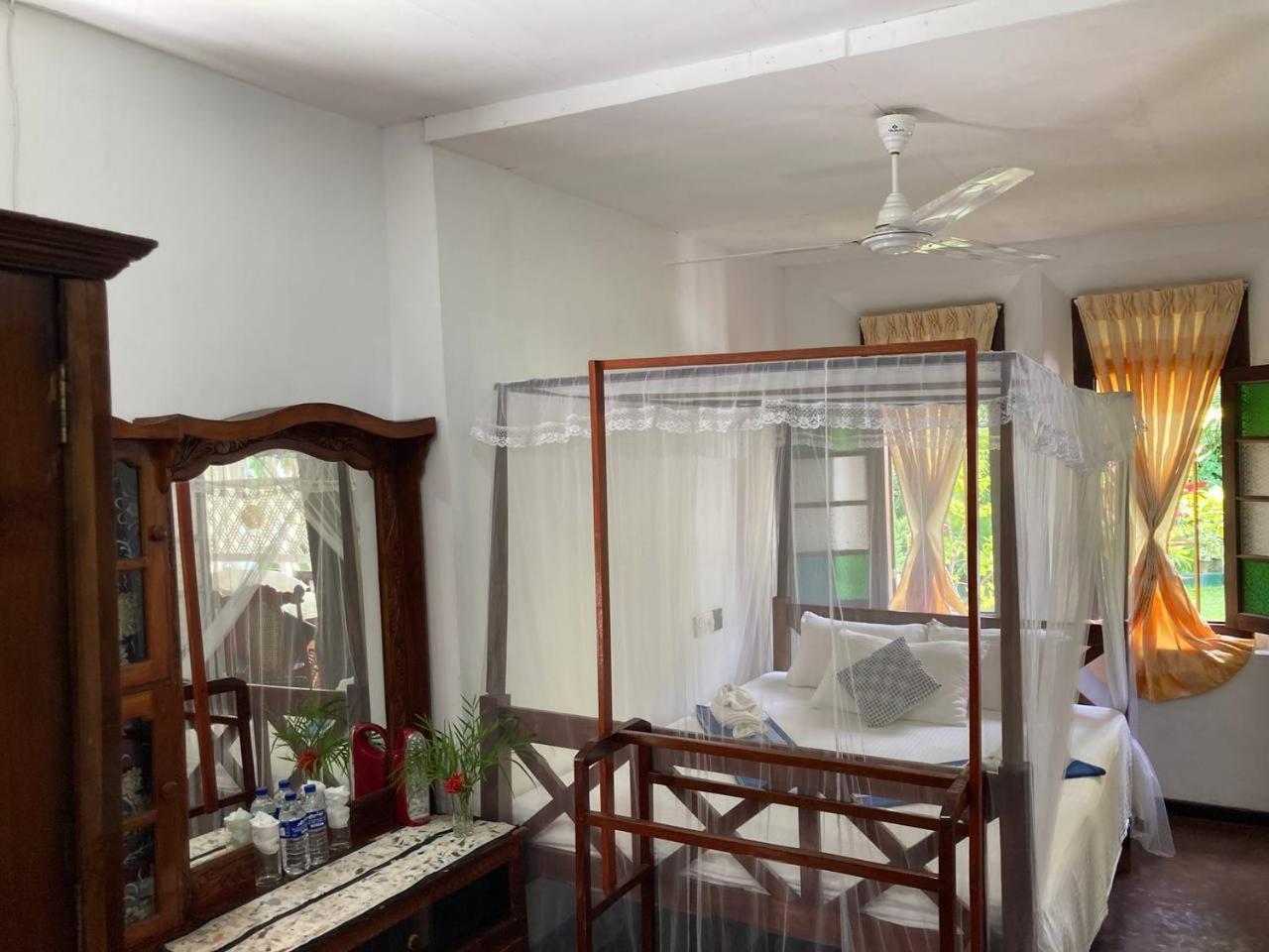 Grand Villa Хиккадува Экстерьер фото