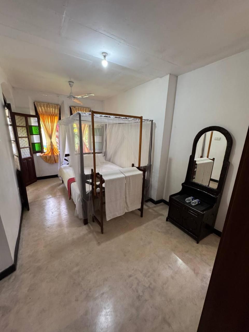 Grand Villa Хиккадува Экстерьер фото